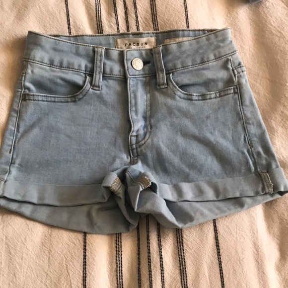 COPY - 2 pairs of PacSun denim shorts so 22 - Picture 3 of 8